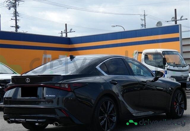 Lexus IS Black