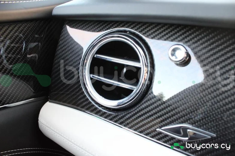 Bentley Bentayga Синий