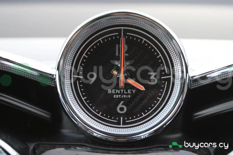 Bentley Bentayga Синий