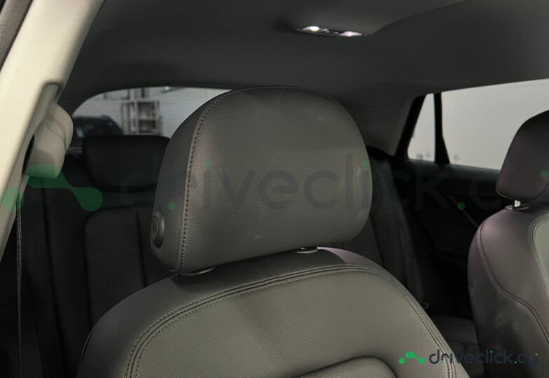 Audi Q2 Grey