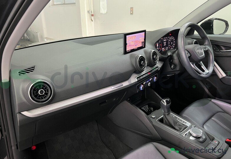 Audi Q2 Grey