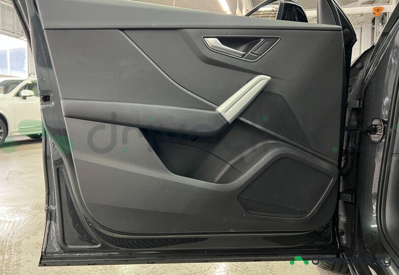 Audi Q2 Grey
