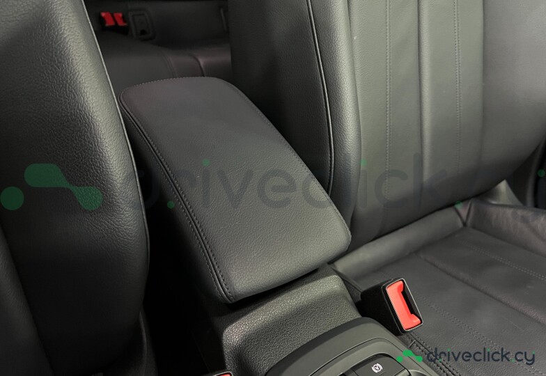 Audi Q2 Grey