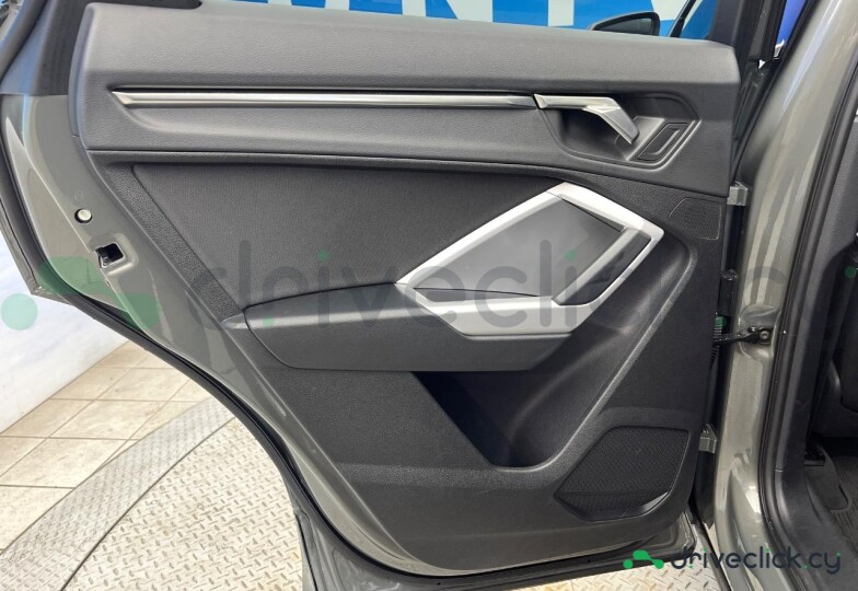 Audi Q3 Grey