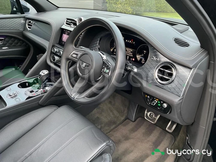 Bentley Bentayga Черный