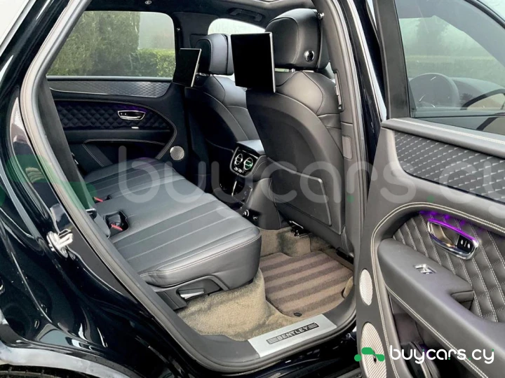 Bentley Bentayga Черный