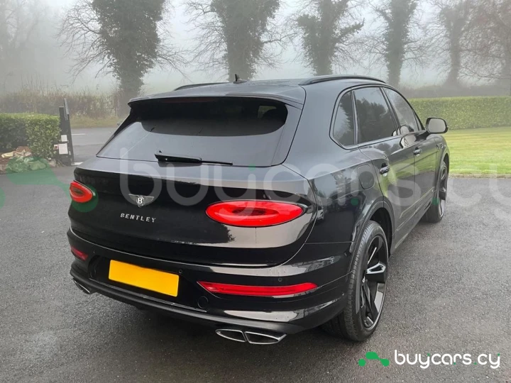Bentley Bentayga Черный