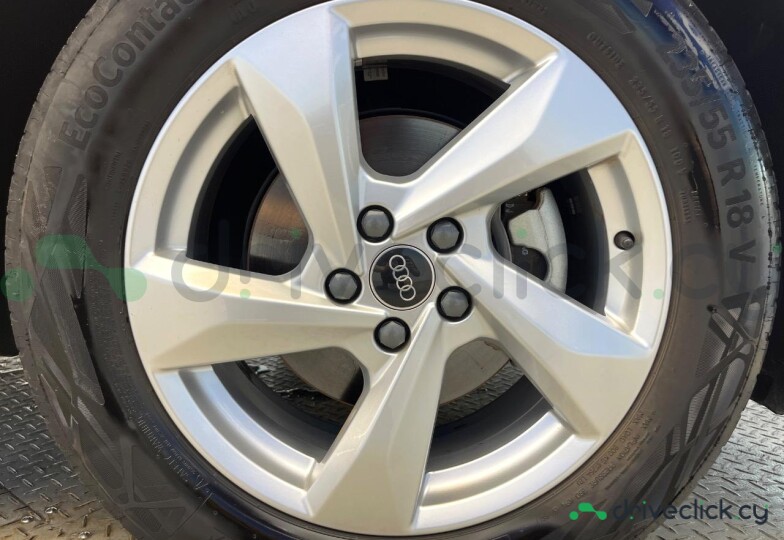 Audi Q3 Grey