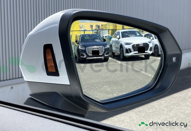 Audi Q2 White