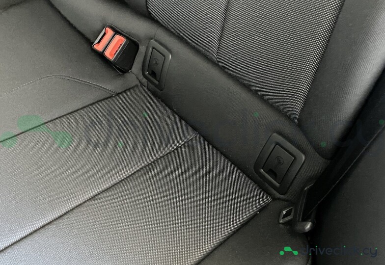 Audi Q2 White