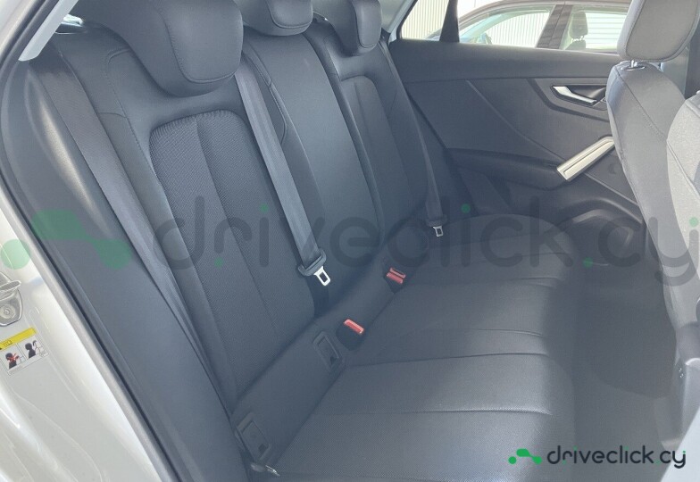 Audi Q2 White