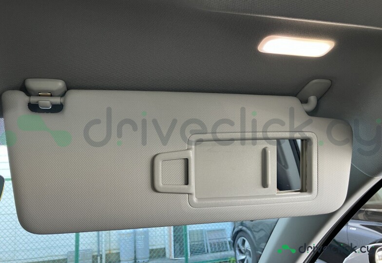 Audi Q2 White