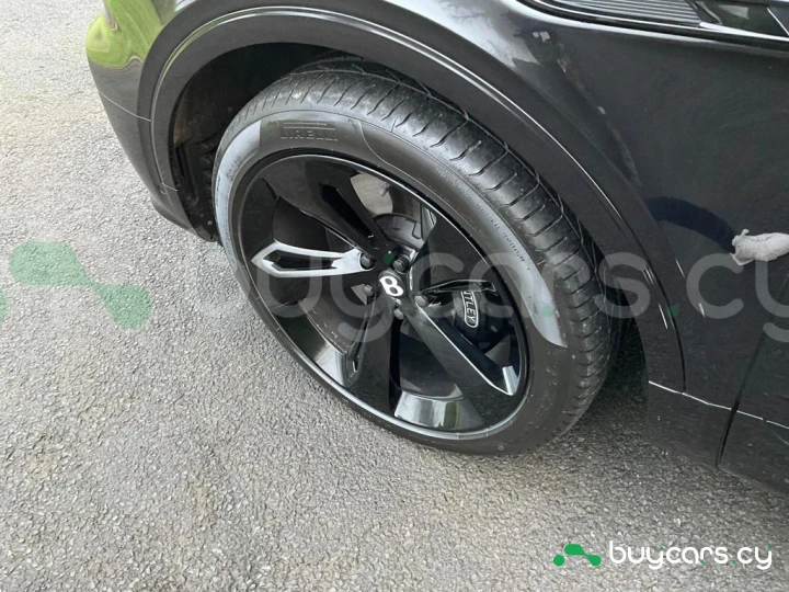 Bentley Bentayga Черный