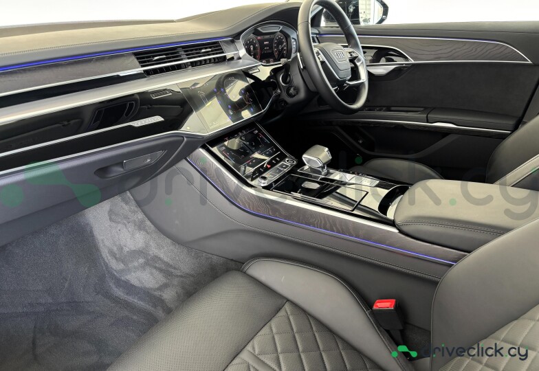 Audi A8 Black