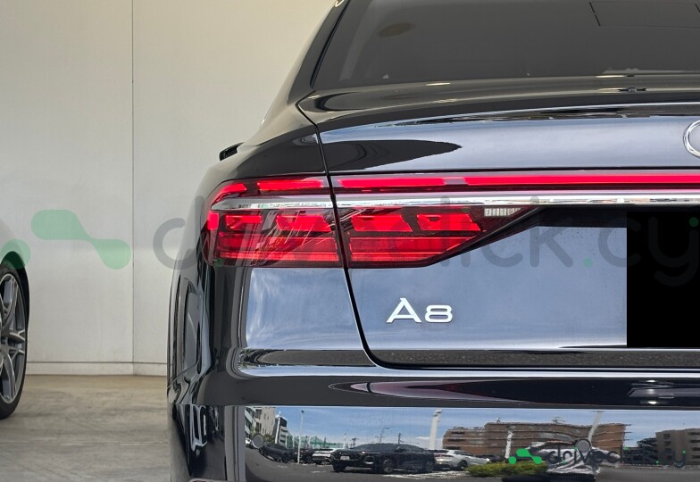 Audi A8 Black