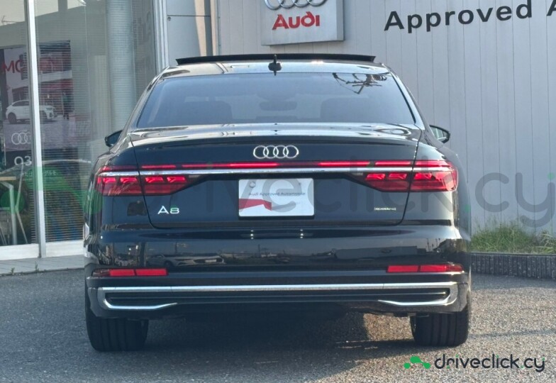 Audi A8 Black