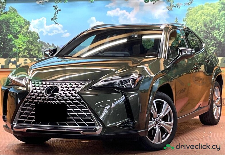 Lexus UX Green