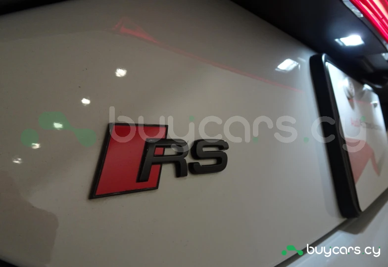 Audi RS e-tron GT Белый