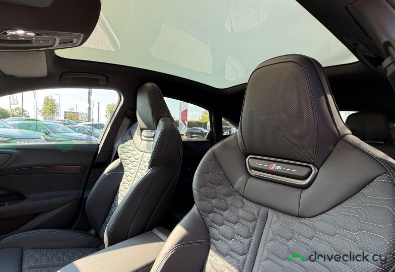 Audi RS5 Black