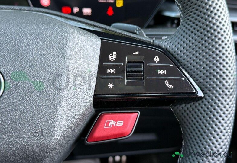 Audi RS5 Black