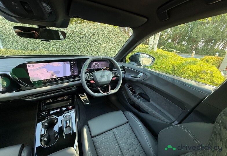 Audi RS5 Black