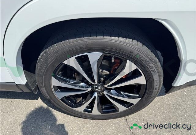 Lexus UX White
