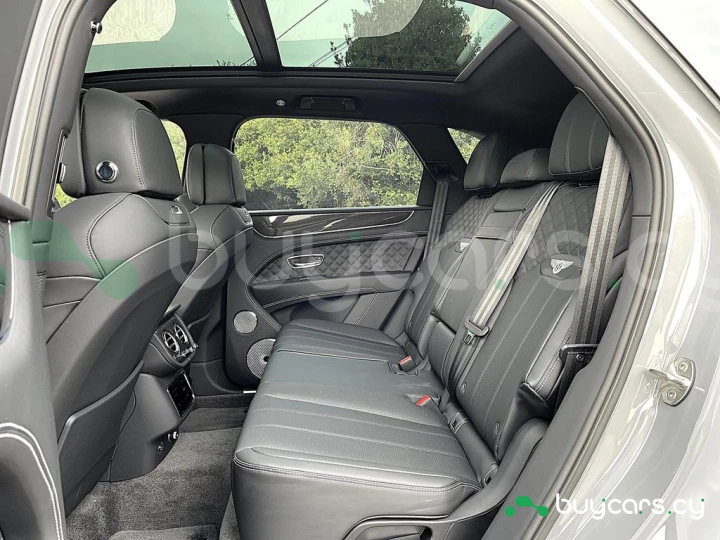 Bentley Bentayga Серый