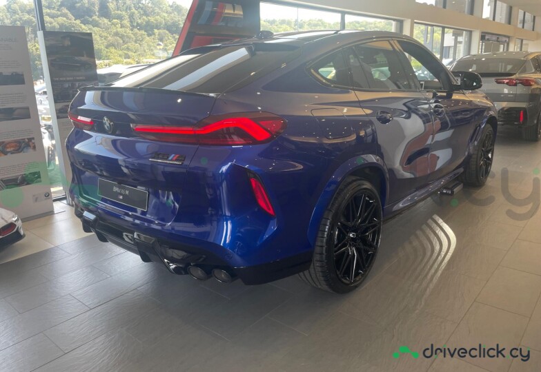 BMW X6 Blue