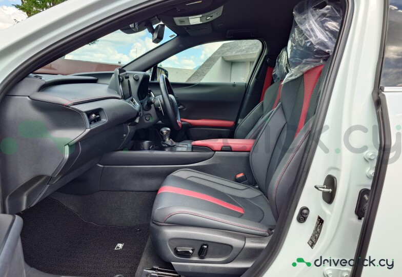 Lexus UX White