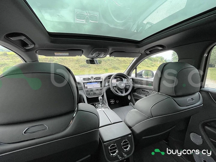 Bentley Bentayga Серый