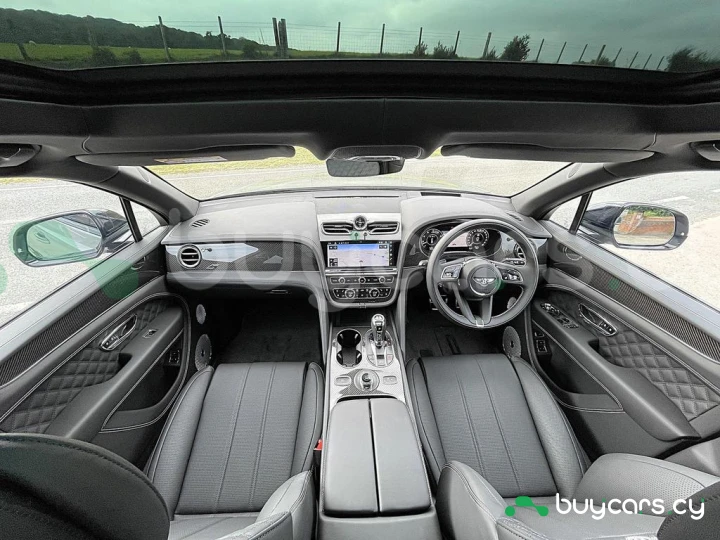 Bentley Bentayga Серый