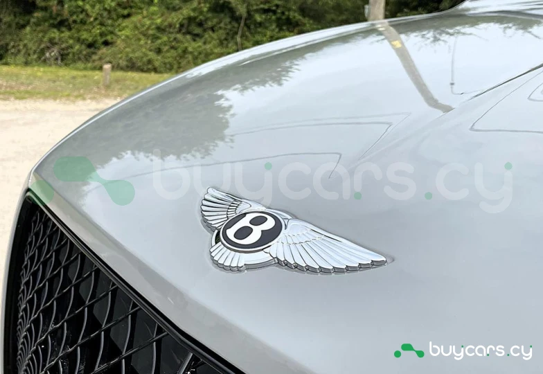Bentley Bentayga Серый