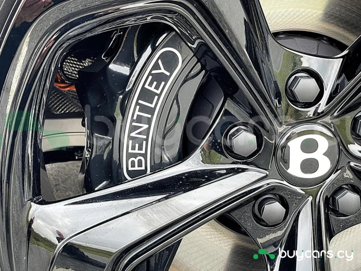Bentley Bentayga Серый