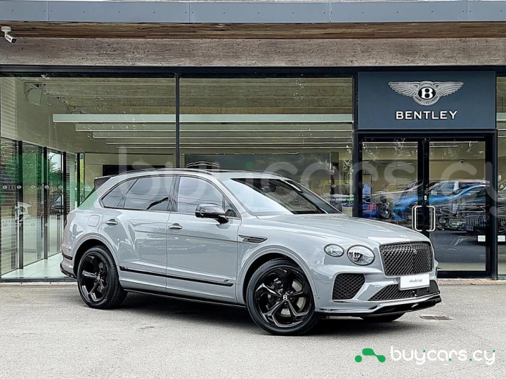 Bentley Bentayga Серый