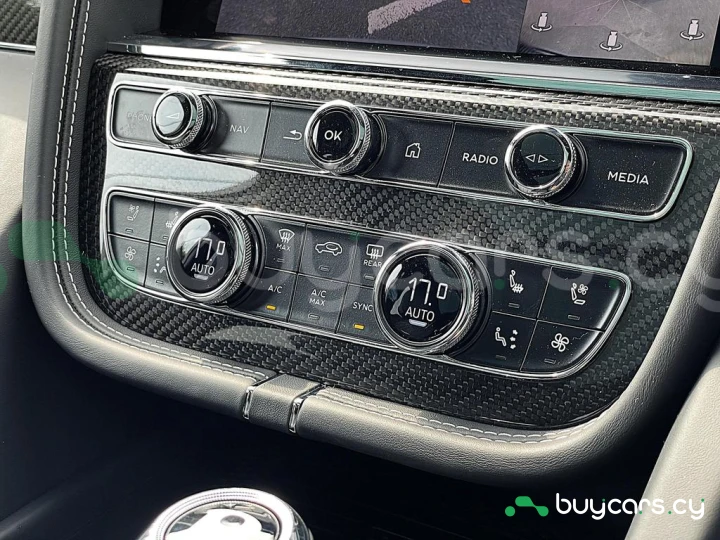 Bentley Bentayga Серый