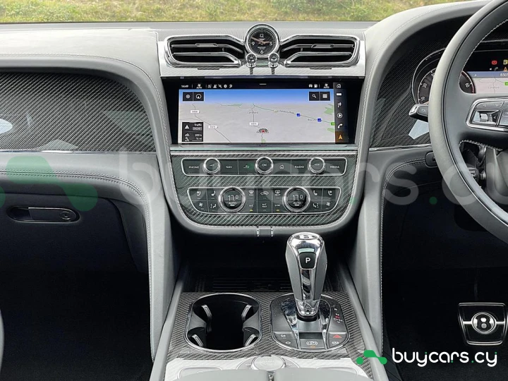 Bentley Bentayga Серый