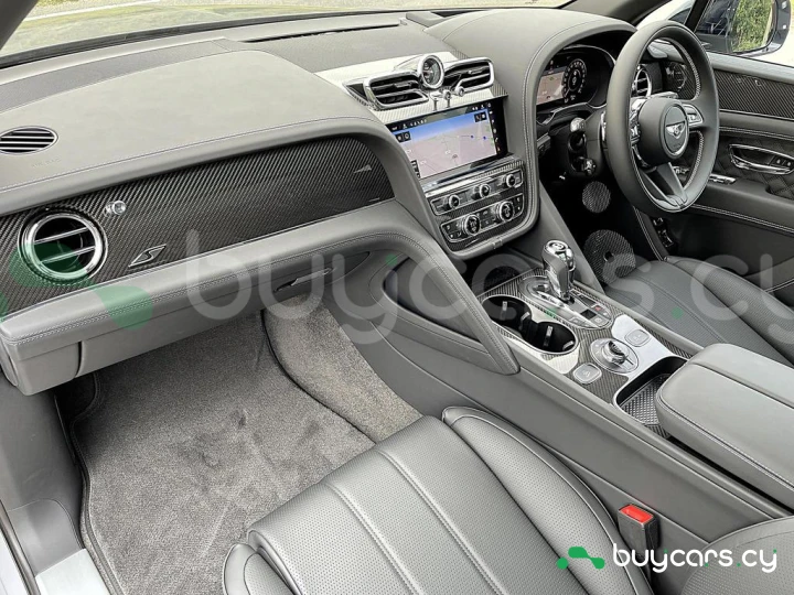 Bentley Bentayga Серый