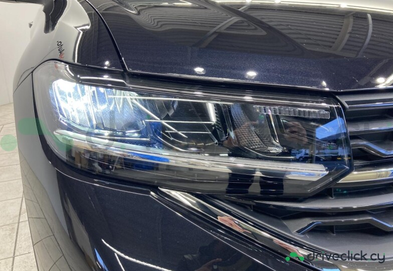 Volkswagen T-Cross Black