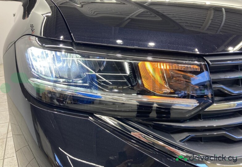 Volkswagen T-Cross Black