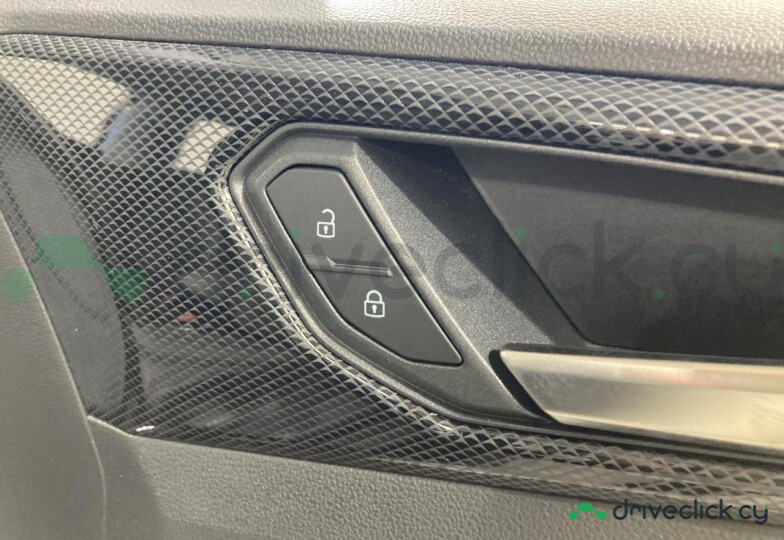 Volkswagen T-Cross Black