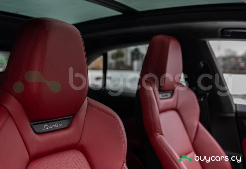 Porsche Macan Серый