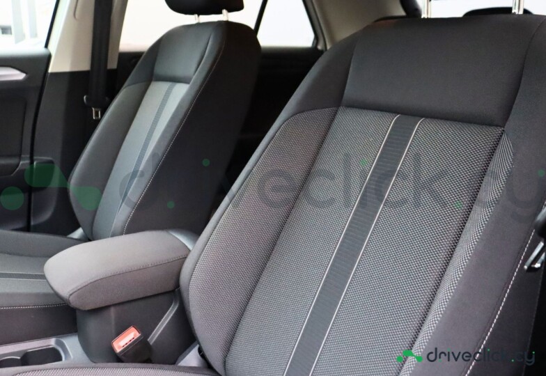Volkswagen T-Roc White