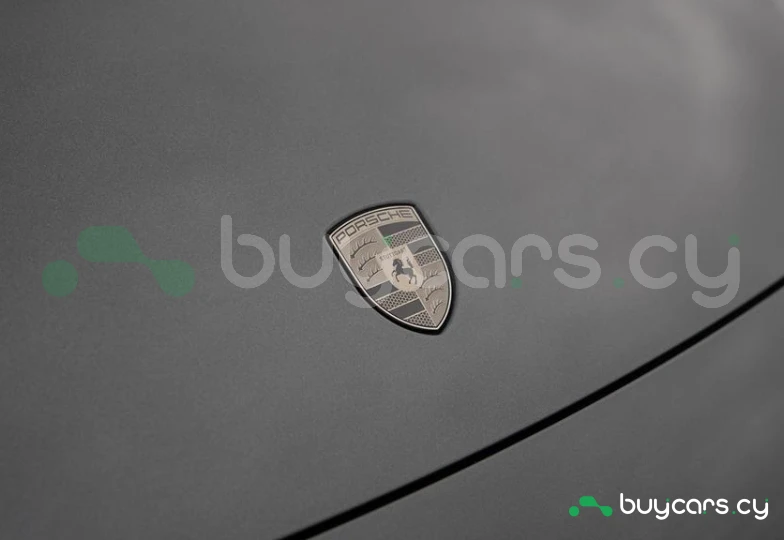 Porsche Macan Серый