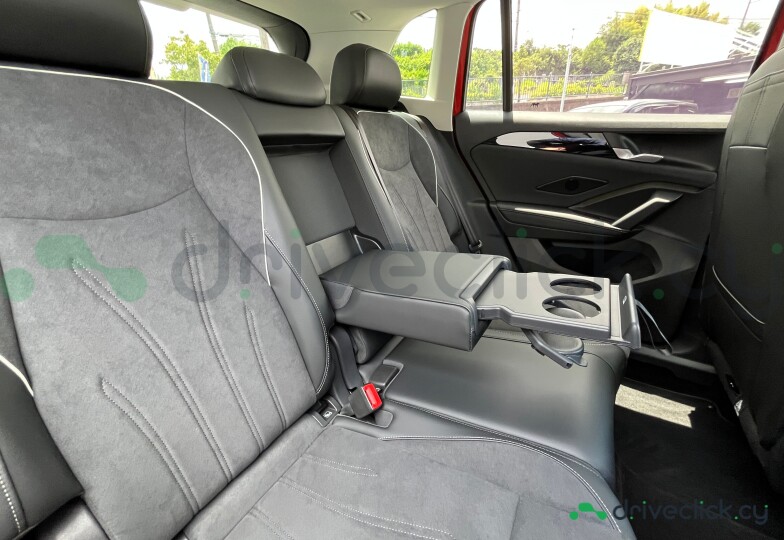 Volkswagen Tiguan Red