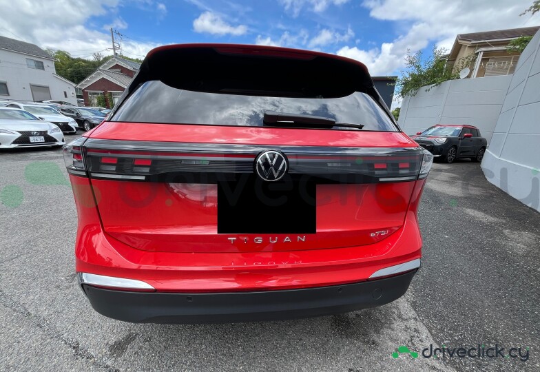 Volkswagen Tiguan Red