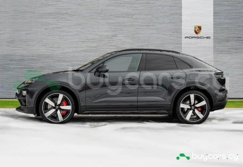 Porsche Macan Серый