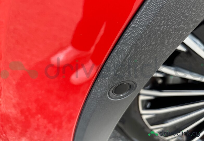 Volkswagen Tiguan Red