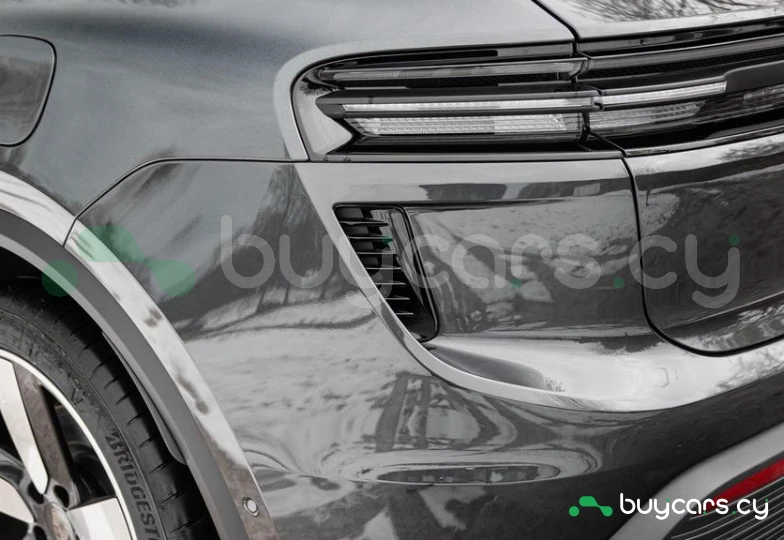 Porsche Macan Серый