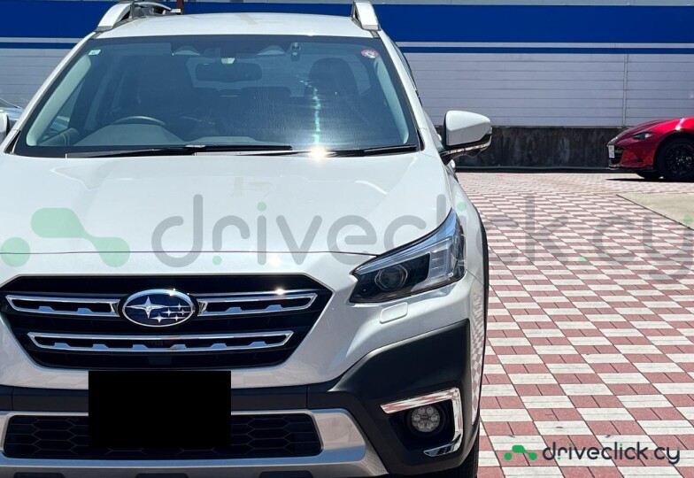Subaru Outback Белый