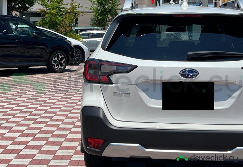 Subaru Outback Белый